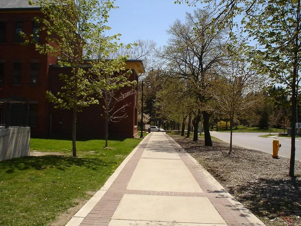 Humber College Lakeshore Campus Residence Toronto Aparthotel
