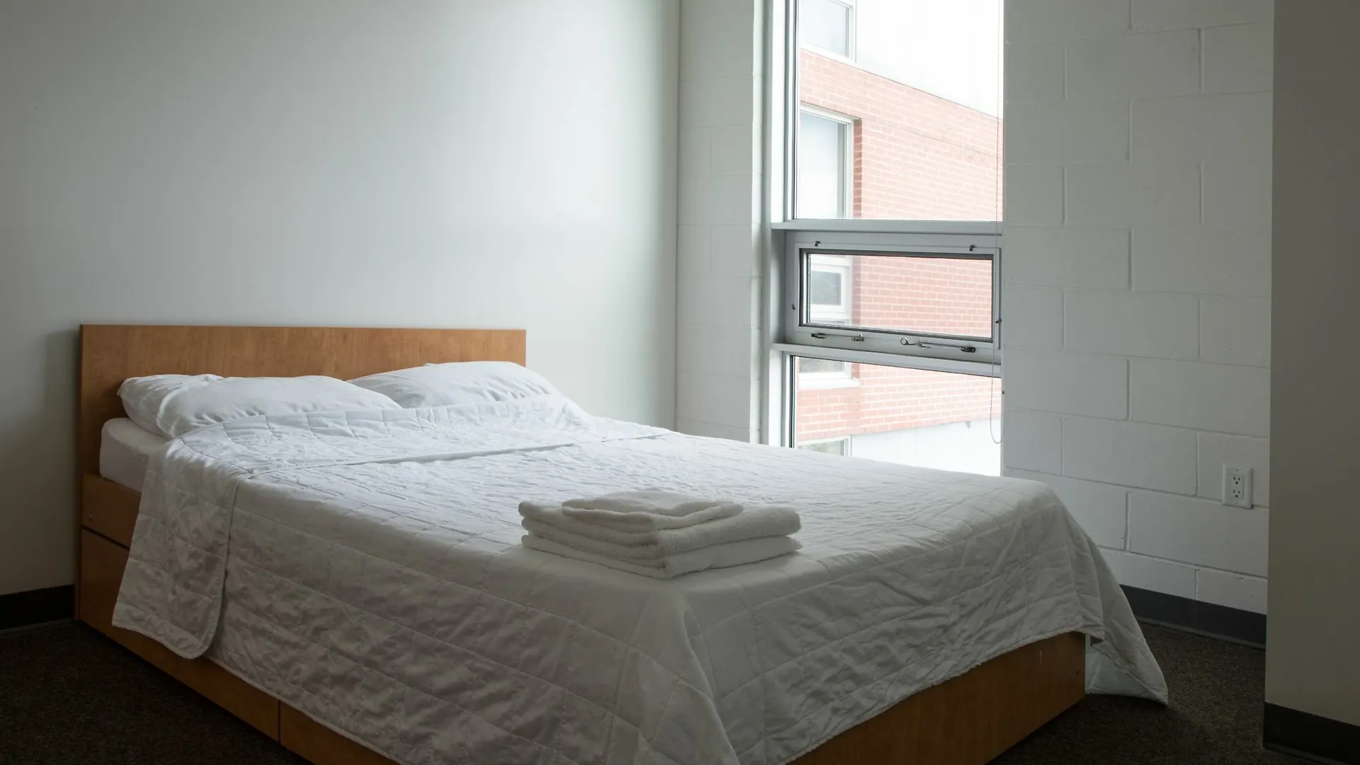 Humber College Lakeshore Campus Residence Toronto 2*,